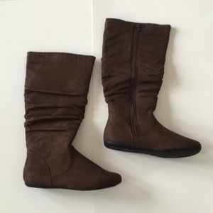 Women’s suede knee high boots